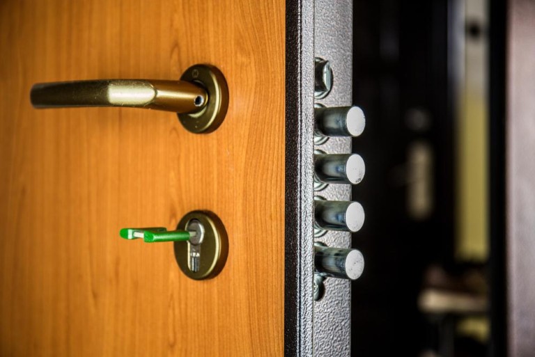 Remplacement d'une serrure : quand et pourquoi le faire ?